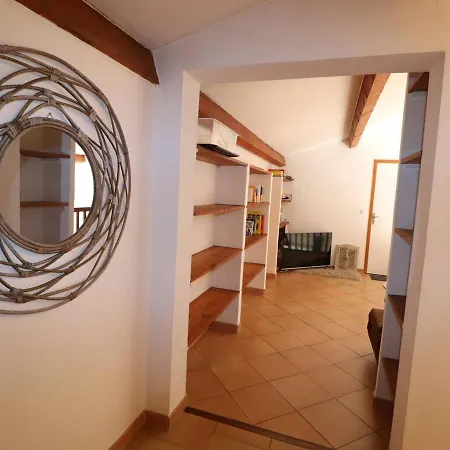 A Port Camargue : Piscine Privee, Jardin, Clim, Wi-fi, Parking, Proche Et Casino - Fr-1-307-226 Villa *