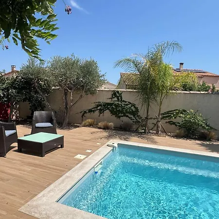 A Port Camargue : Piscine Privee, Jardin, Clim, Wi-fi, Parking, Proche Et Casino - Fr-1-307-226 Villa