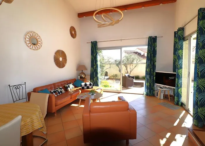 A Port Camargue : Piscine Privee, Jardin, Clim, Wi-fi, Parking, Proche Et Casino - Fr-1-307-226 Villa Le Grau-du-Roi