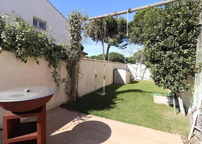 A Port Camargue : Piscine Privee, Jardin, Clim, Wi-fi, Parking, Proche Et Casino - Fr-1-307-226 Le Grau-du-Roi